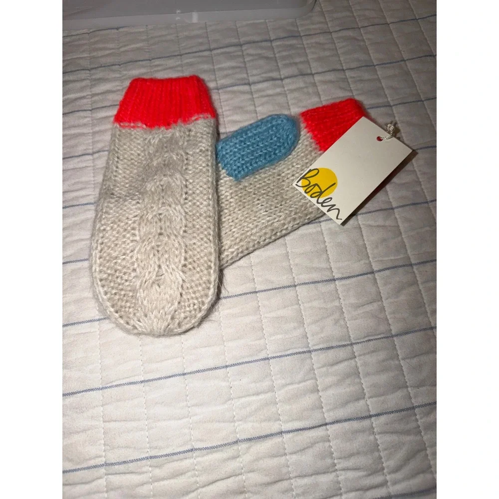 Boden Kids Oatmeal Cable Knit Mittens Neon Orange Blue Trim Small NWT C0294